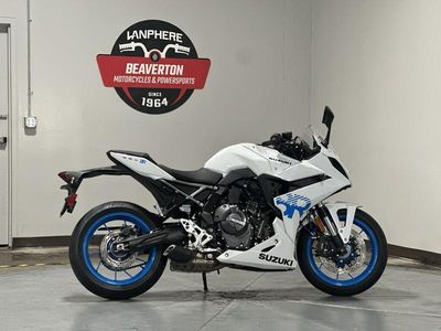 2026 Suzuki GSX-8R - Photo 8