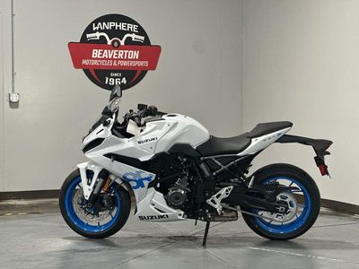 2026 Suzuki GSX-8R - Photo 9