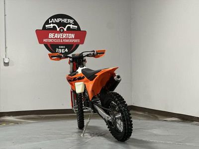 2025 KTM 350 XC-F - Photo 2