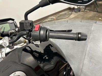2024 BMW G 310 R Triple Black - Photo 13