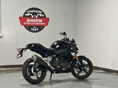 2024 BMW G 310 R Triple Black - Photo 5