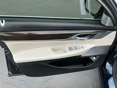 2019 BMW 7 Series - Photo 11