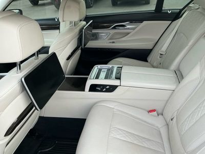 2019 BMW 7 Series - Photo 14