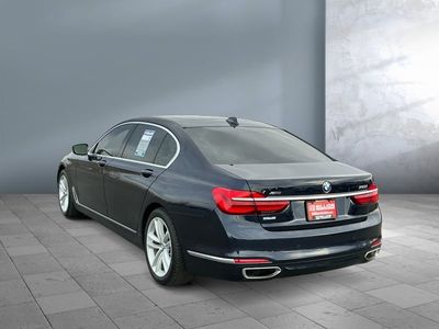 2019 BMW 7 Series - Photo 3