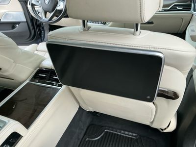 2019 BMW 7 Series - Photo 6