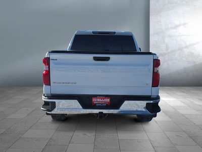 2020 Chevrolet Silverado 1500 — engine compartment view