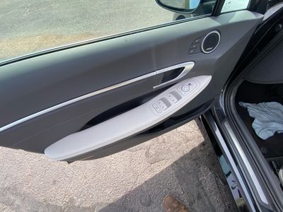 2026 Hyundai Sonata Hybrid — photo 10 view