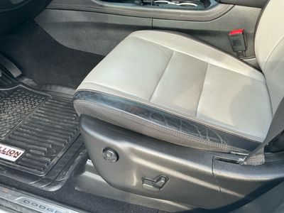 2022 Dodge Durango — photo 14 view