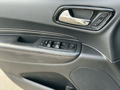 2022 Dodge Durango — photo 8 view