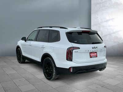 2025 Kia Telluride — rear three-quarter view