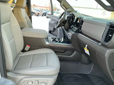 2026 GMC Sierra 2500HD — photo 13 view