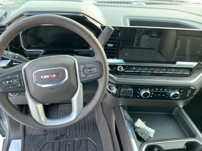 2026 GMC Sierra 2500HD — photo 7 view
