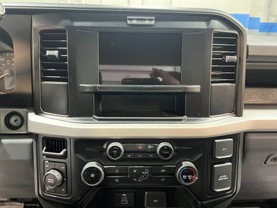 2026 Ford Super Duty F-350 SRW — photo 11 view