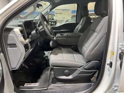 2026 Ford Super Duty F-350 SRW — photo 12 view