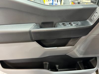 2026 Ford Super Duty F-350 SRW — photo 8 view