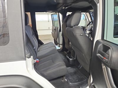 2016 Jeep Wrangler Unlimited — photo 7 view