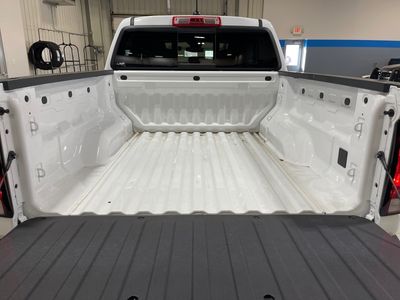 2025 Chevrolet Colorado - Photo 6