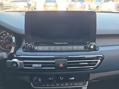 2023 Kia Seltos — photo 11 view
