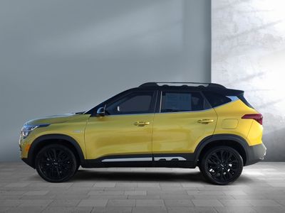 2023 Kia Seltos — interior view