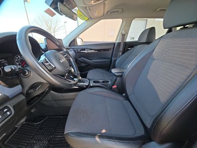 2023 Kia Seltos — photo 9 view