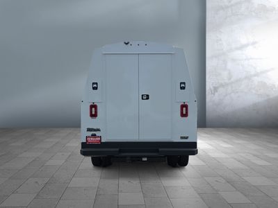 2025 Chevrolet Express Commercial Cutaway - Photo 3