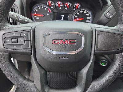 2025 GMC Sierra 2500HD — photo 14 view