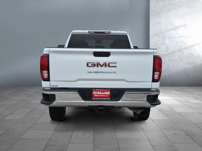 2025 GMC Sierra 2500HD — detail view