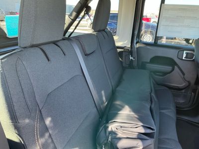 2026 Jeep Wrangler - Photo 11