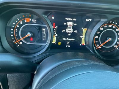 2026 Jeep Wrangler - Photo 8