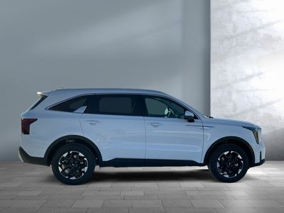2026 Kia Sorento - Photo 5