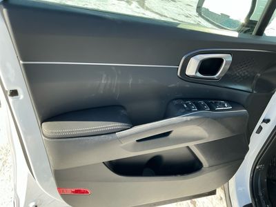 2026 Kia Sorento - Photo 6