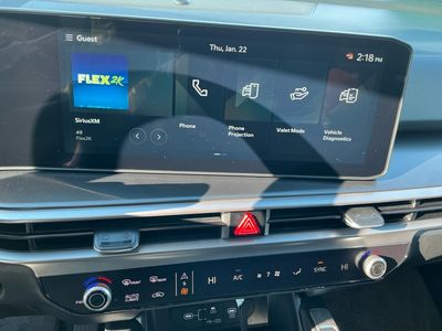 2026 Kia Sorento - Photo 8