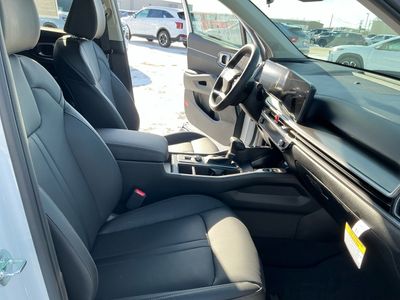 2026 Kia Sorento - Photo 9