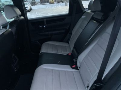 2023 Honda CR-V Hybrid — photo 14 view