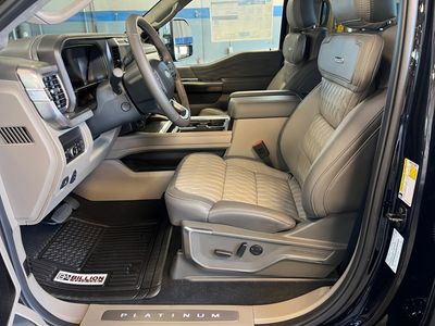 2026 Ford Super Duty F-350 SRW — photo 13 view