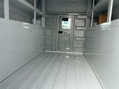 2025 Chevrolet Express Commercial Cutaway - Photo 8