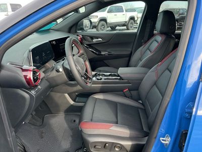2026 Chevrolet Equinox — photo 10 view
