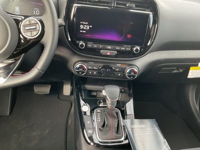 2025 Kia Soul — photo 15 view