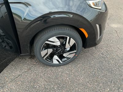 2025 Kia Soul — photo 10 view