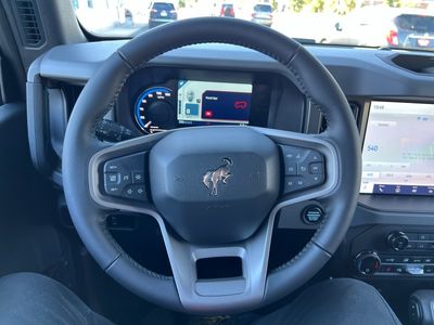 2024 Ford Bronco — photo 15 view