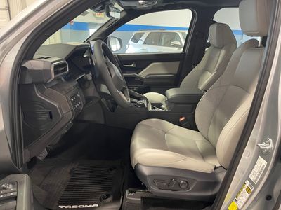 2025 Toyota Tacoma — photo 12 view