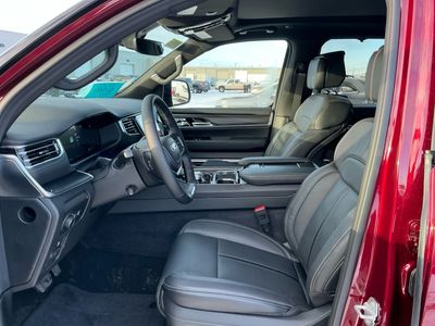 2026 Jeep Grand Wagoneer L - Photo 15