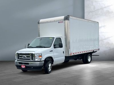 2024 Ford E-Series Cutaway — front three-quarter view