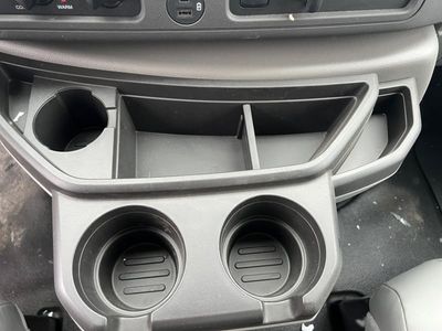 2024 Ford E-Series Cutaway — photo 12 view