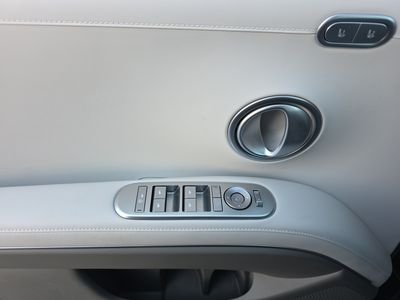 2026 Hyundai Palisade — engine compartment view