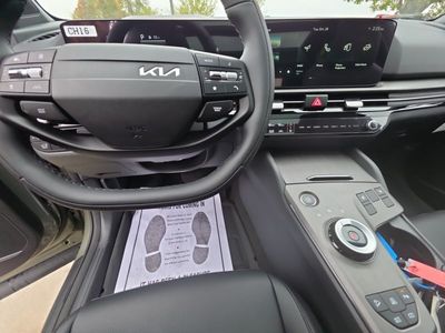 2026 Kia Sportage Plug-In Hybrid — detail view