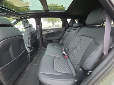 2026 Kia Sportage Plug-In Hybrid — photo 10 view