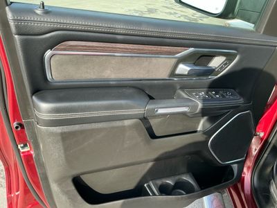 2025 Ram 1500 — photo 15 view