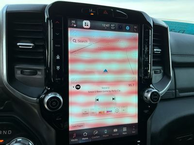 2025 Ram 1500 — photo 8 view
