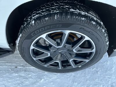 2022 Chevrolet Tahoe — photo 12 view